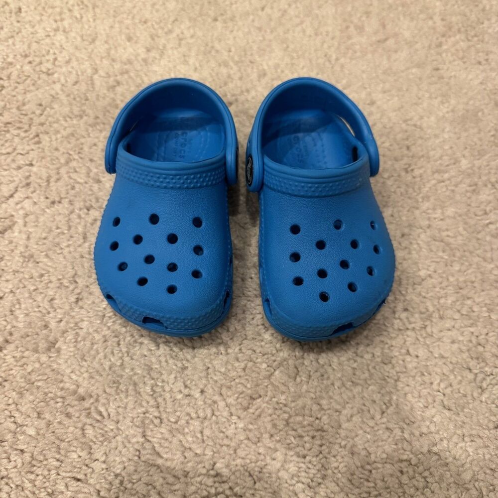 Crocs Classic Clog Toddler Kids Baby Size C5 Slip On Shoes Blue